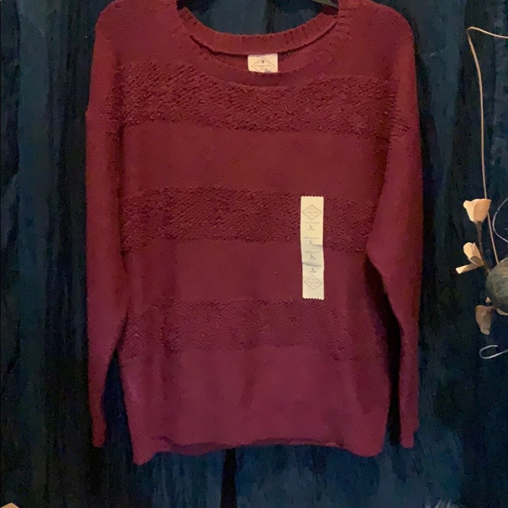 New ladies size large burgundy long sleeve sweater